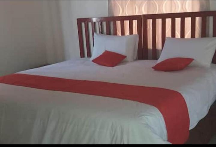Pillacol Guest House Victoria Falls Eksteriør bilde